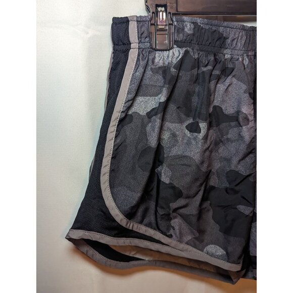 NIKE Dri-Fit Tempo Black And Gray Camo Size Medium Lined Drawstring Athletic - Picture 2 of 15